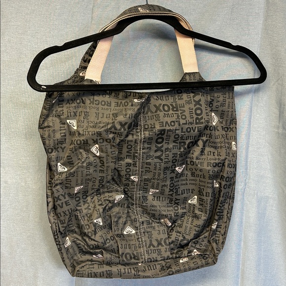 Roxy Black Logo Print Tote bag with Pink Trim and Button - Picture 3 of 7